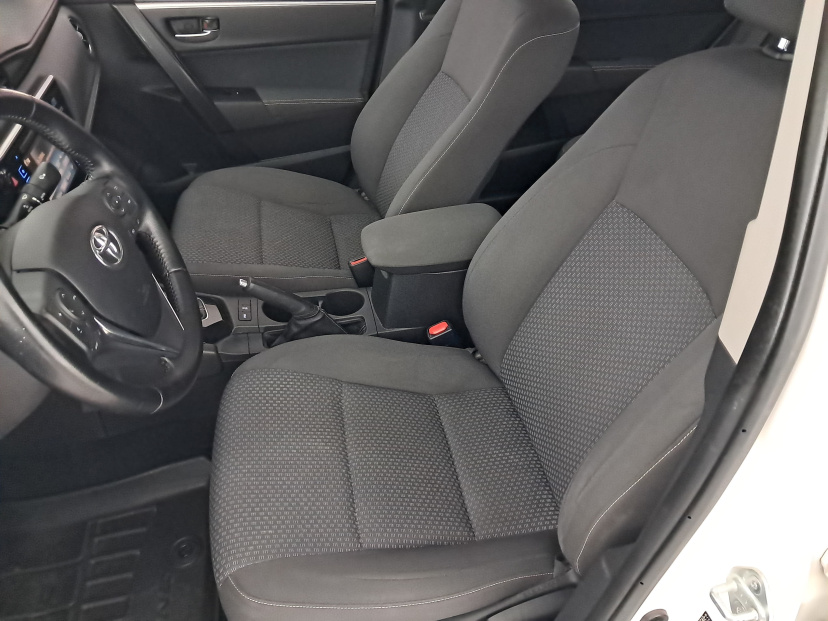 Toyota Corolla, 2016