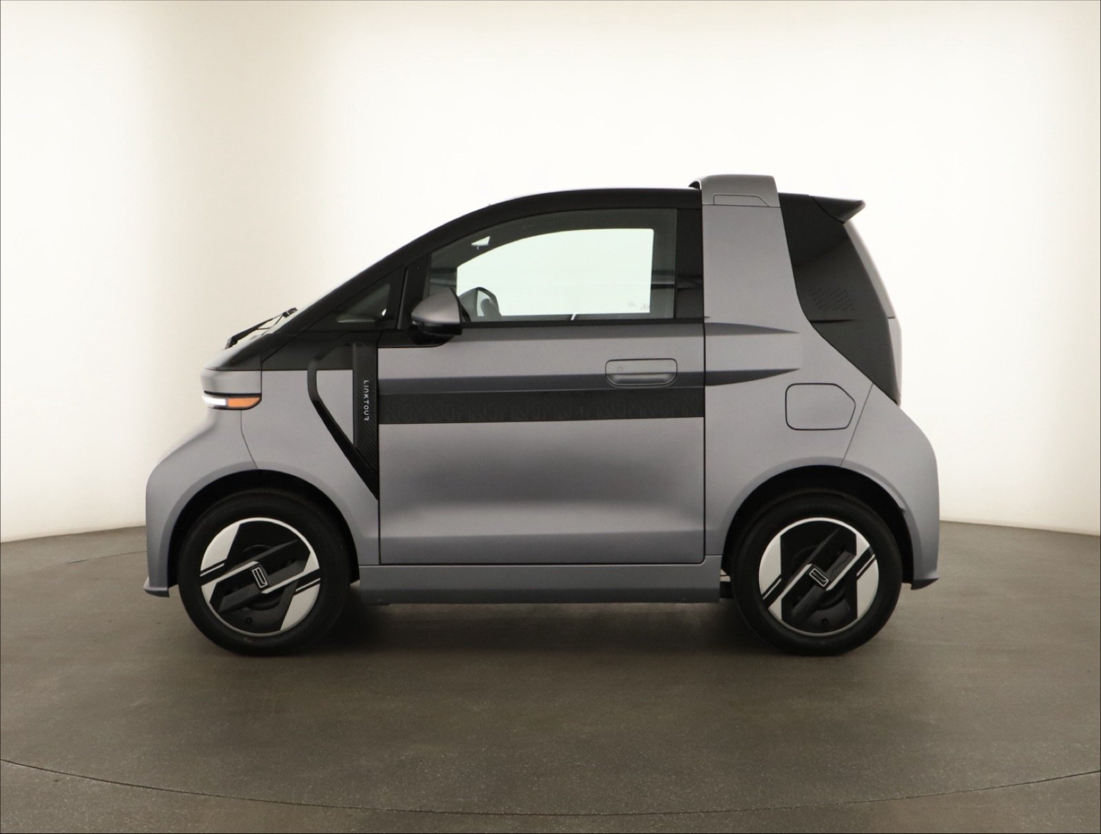 Linktour Alumi Elite 12.96 kWh, od 17 let, 2026 4