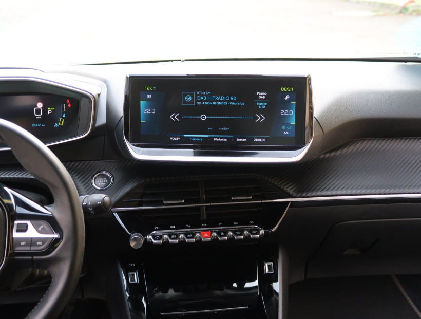 Peugeot e-2008, 2022