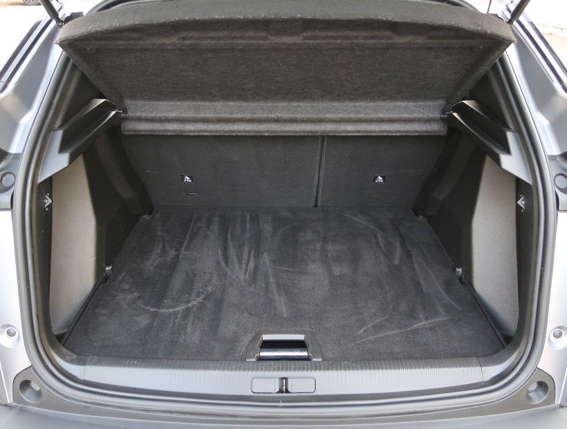 Peugeot e-2008, 2022
