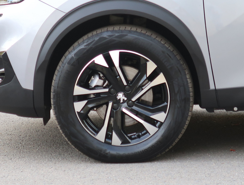 Peugeot e-2008, 2022