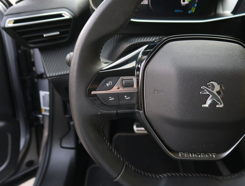 Peugeot e-2008, 2022