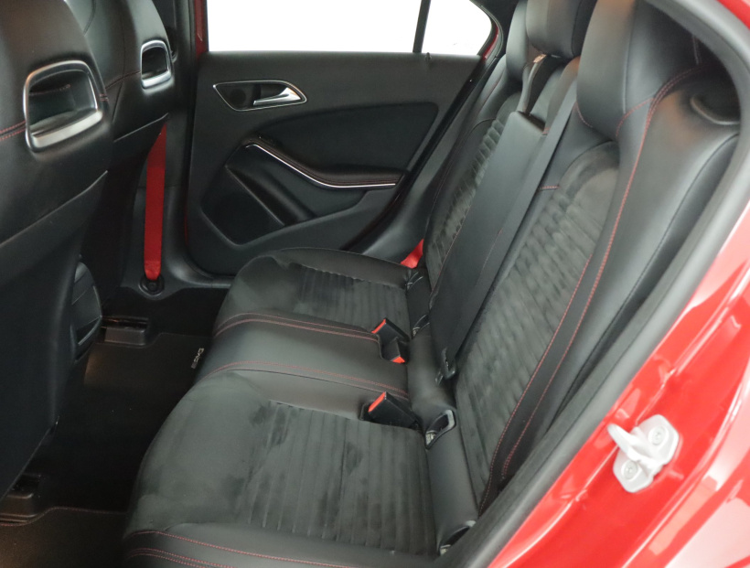 Mercedes-Benz A, 2012
