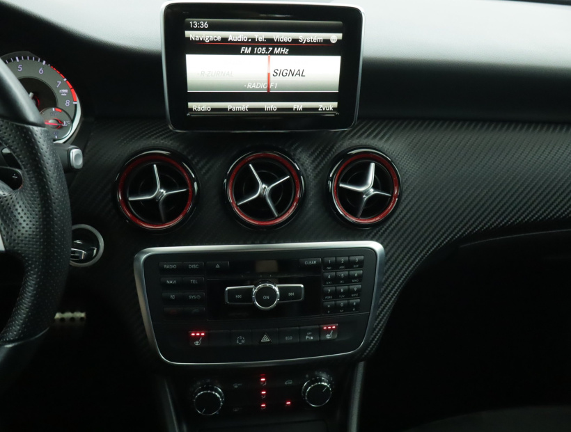 Mercedes-Benz A, 2012