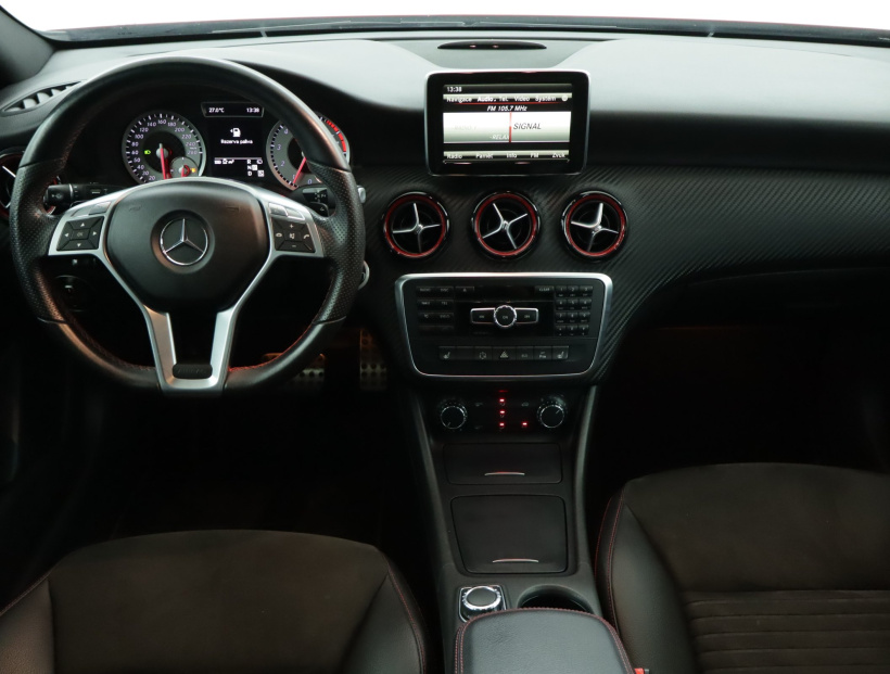 Mercedes-Benz A, 2012