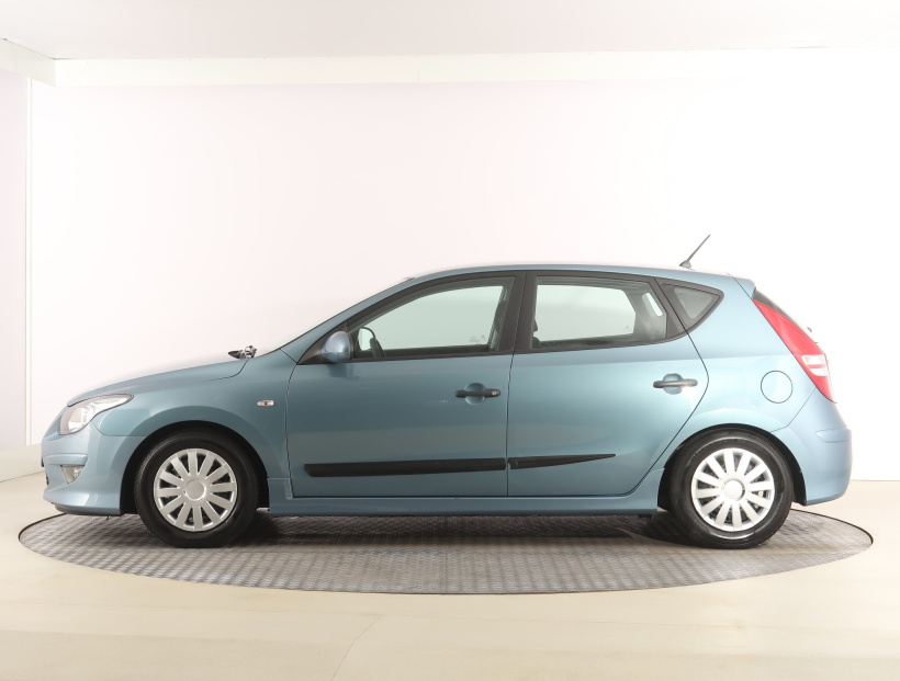 Hyundai i30, 2010