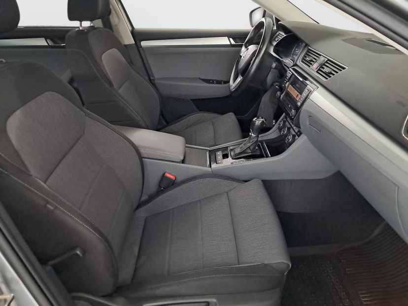 Škoda Superb, 2015