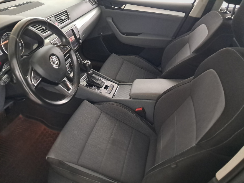 Škoda Superb, 2015