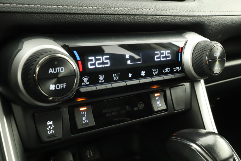 Toyota RAV 4, 2023