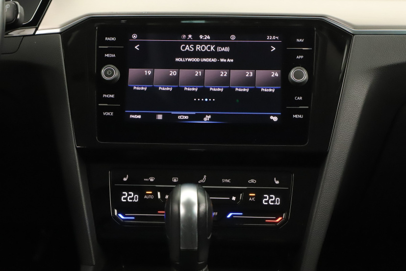 Volkswagen Passat, 2021