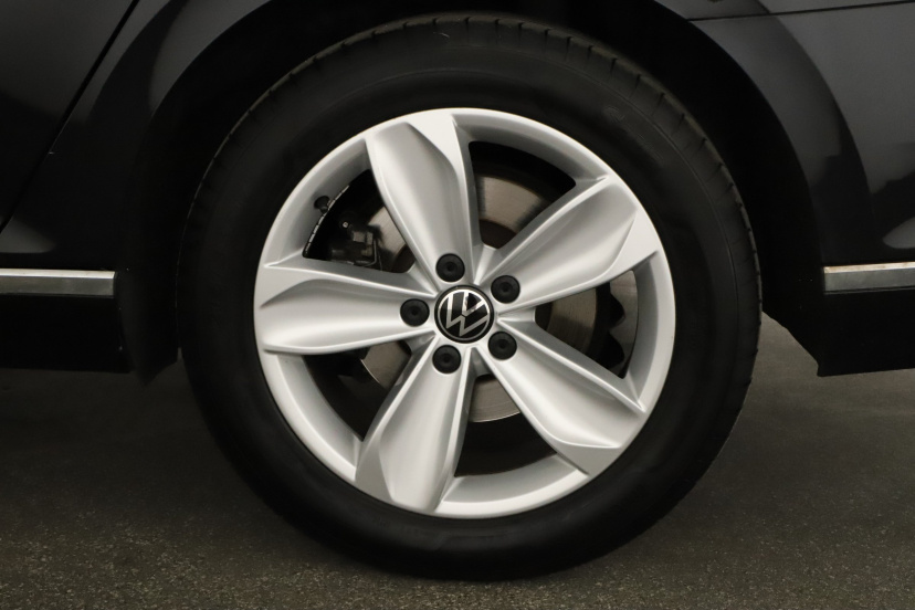Volkswagen Passat, 2021