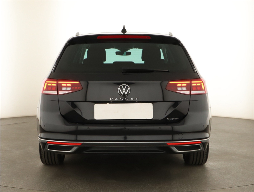 Volkswagen Passat, 2021