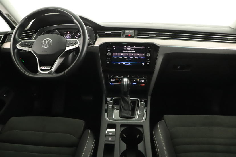 Volkswagen Passat, 2021