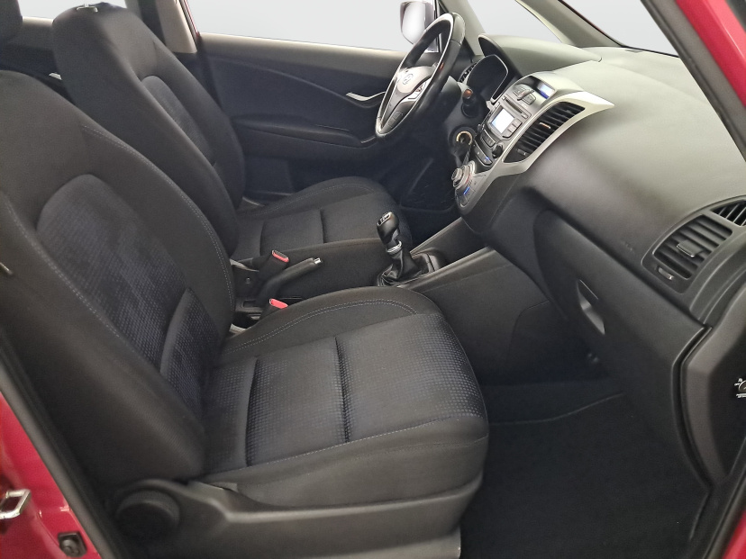 Hyundai ix20, 2013