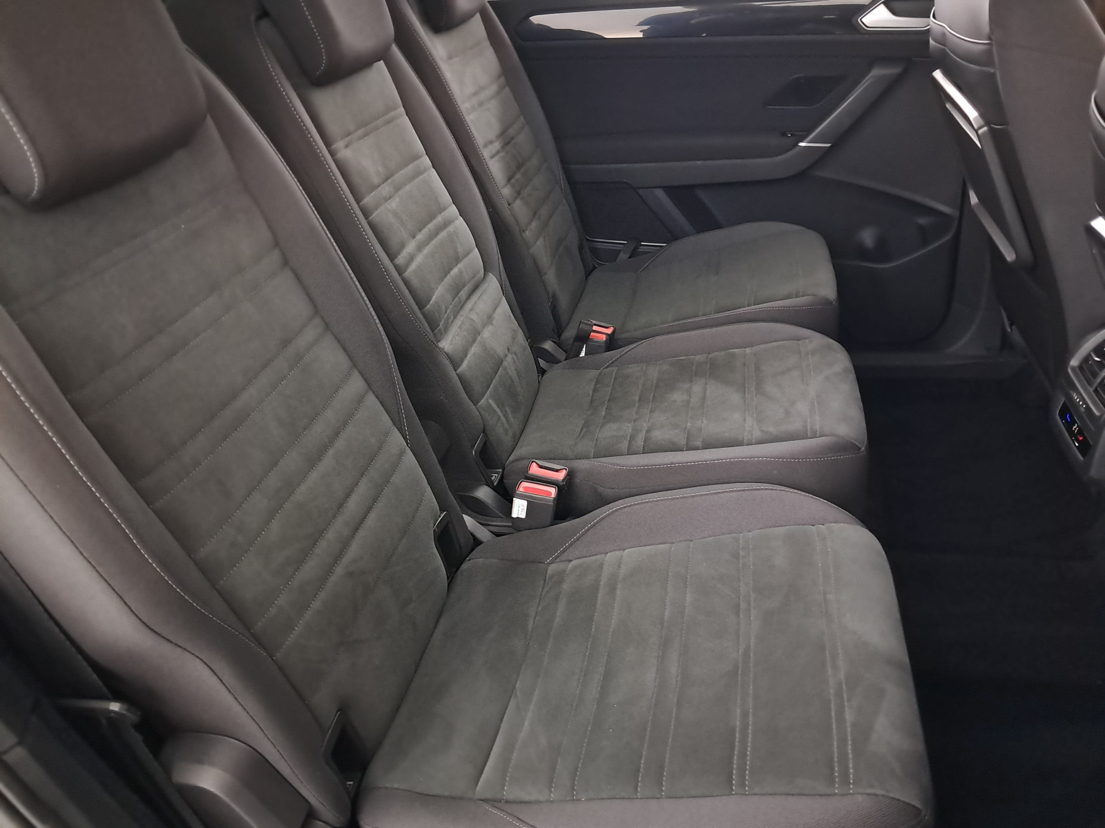 Volkswagen Touran - 2023