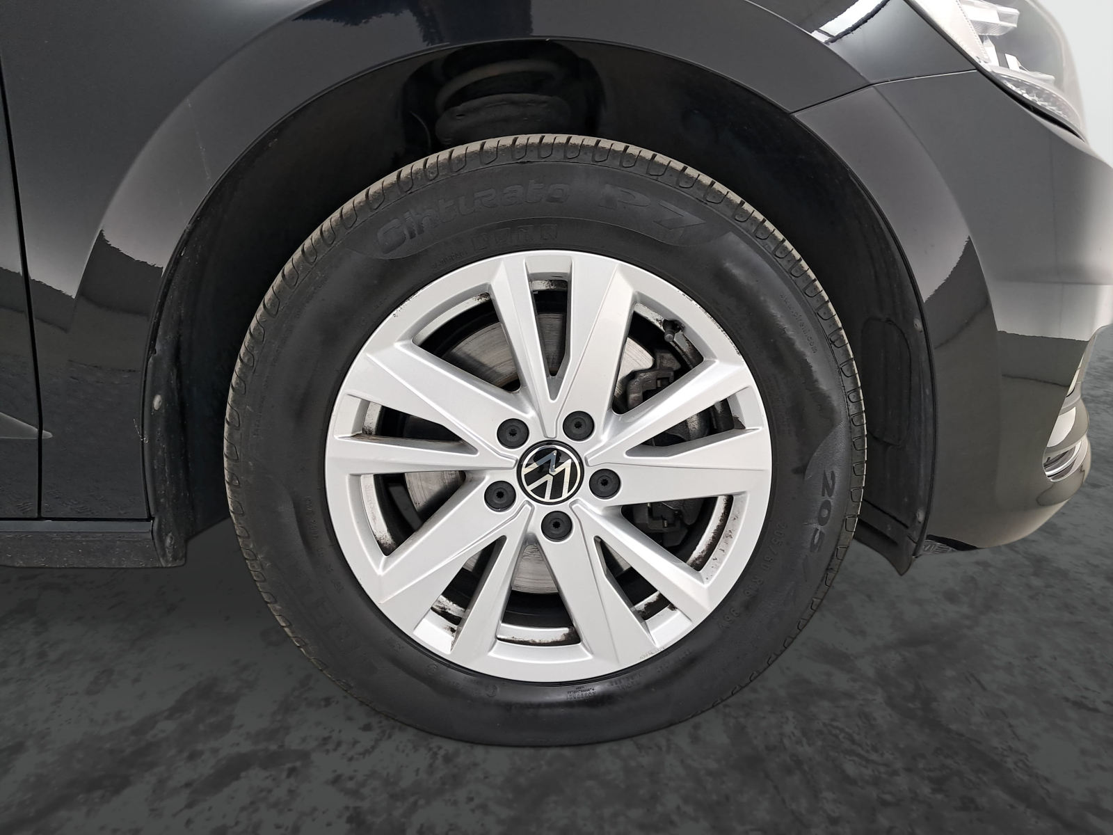Volkswagen Touran - 2023