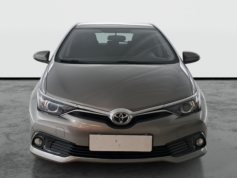 Toyota Auris, 2016