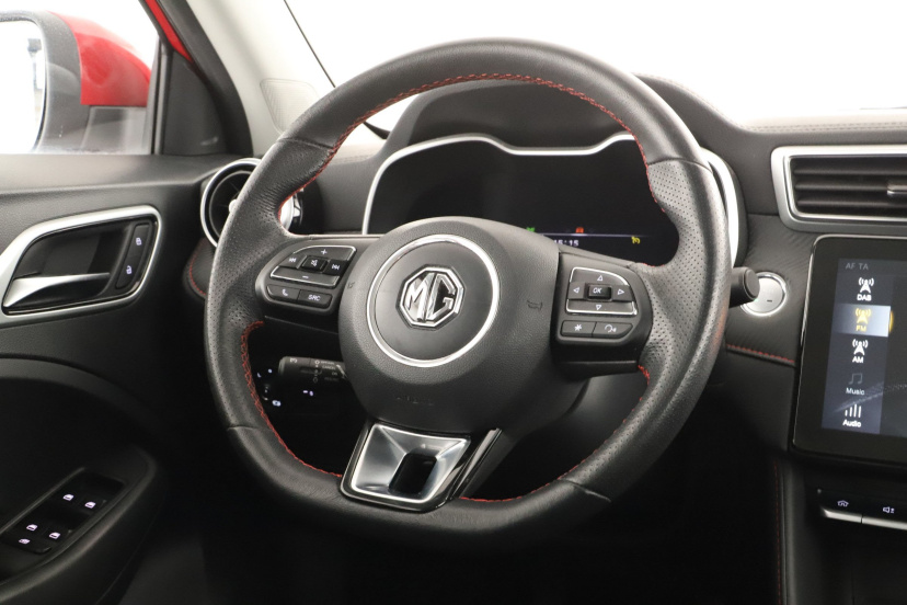 MG ZS SUV, 2023