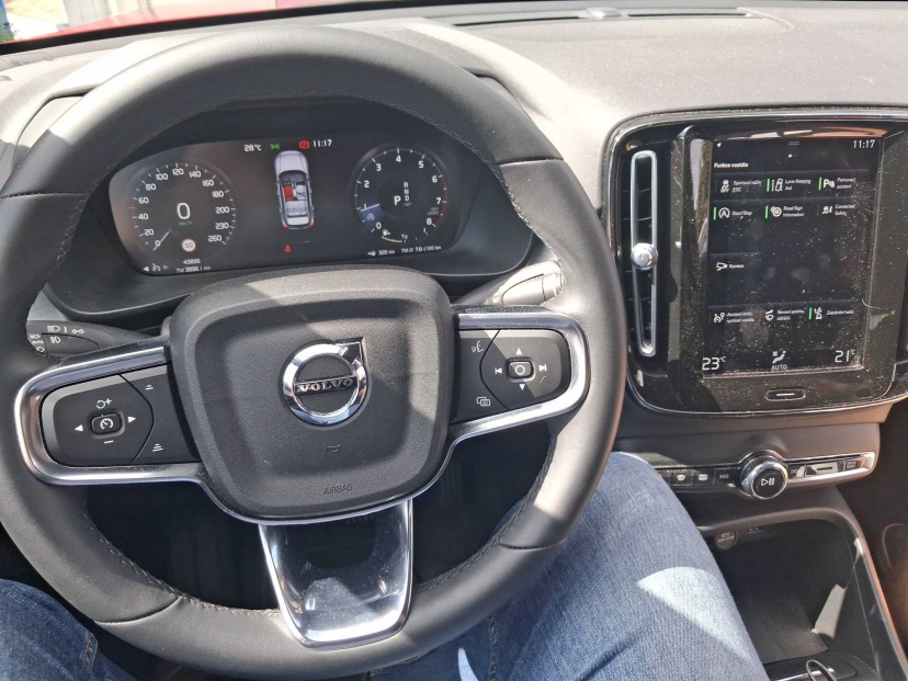 Volvo XC40, 2023