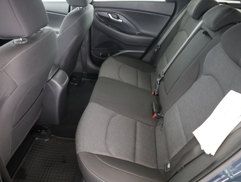 Hyundai i30, 2022