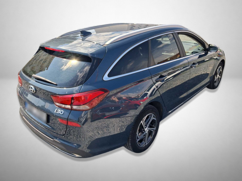 Hyundai i30, 2022