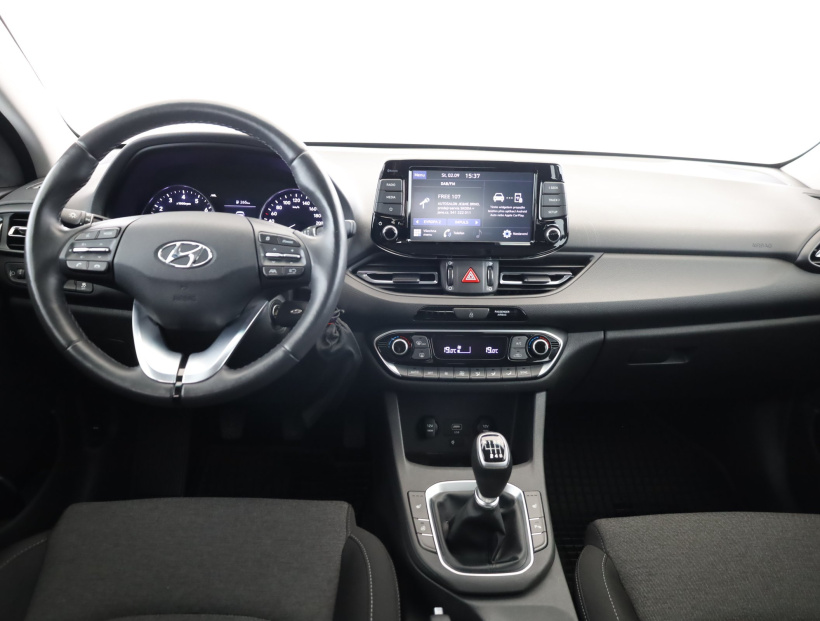 Hyundai i30, 2022