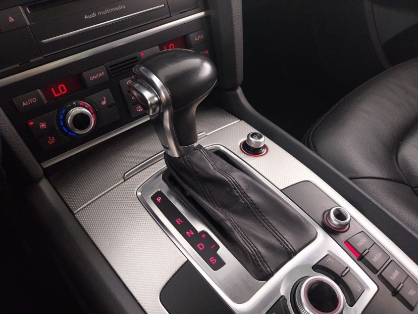 Audi Q7, 2011