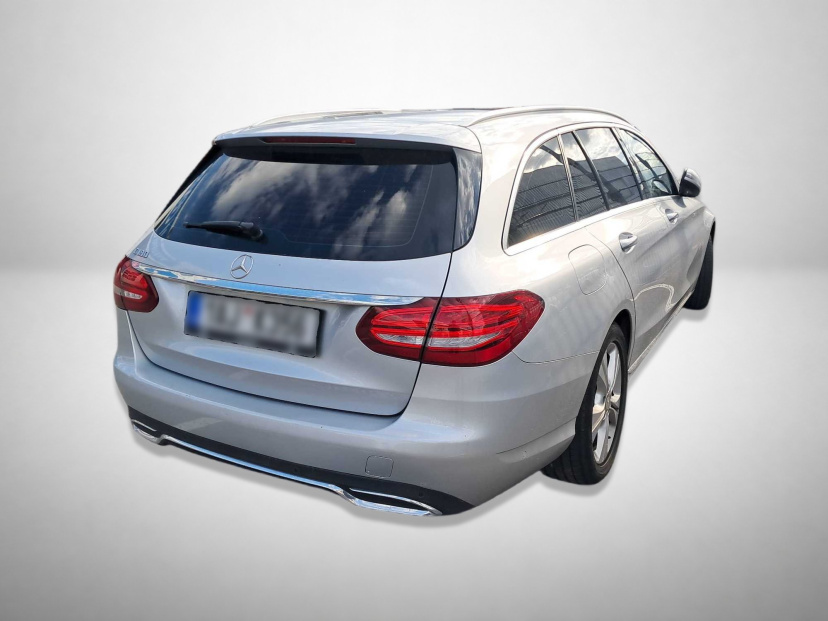 Mercedes-Benz C, 2015