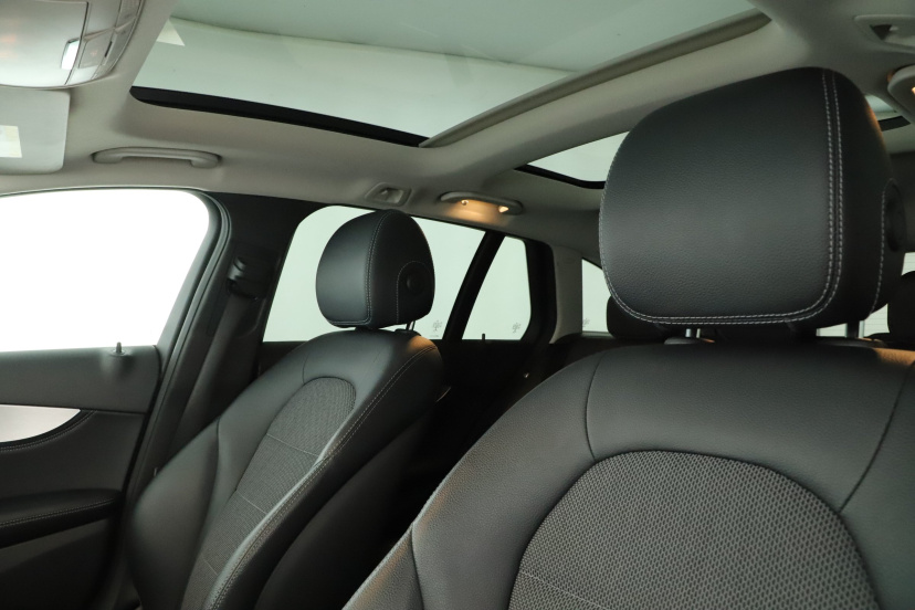 Mercedes-Benz C, 2015