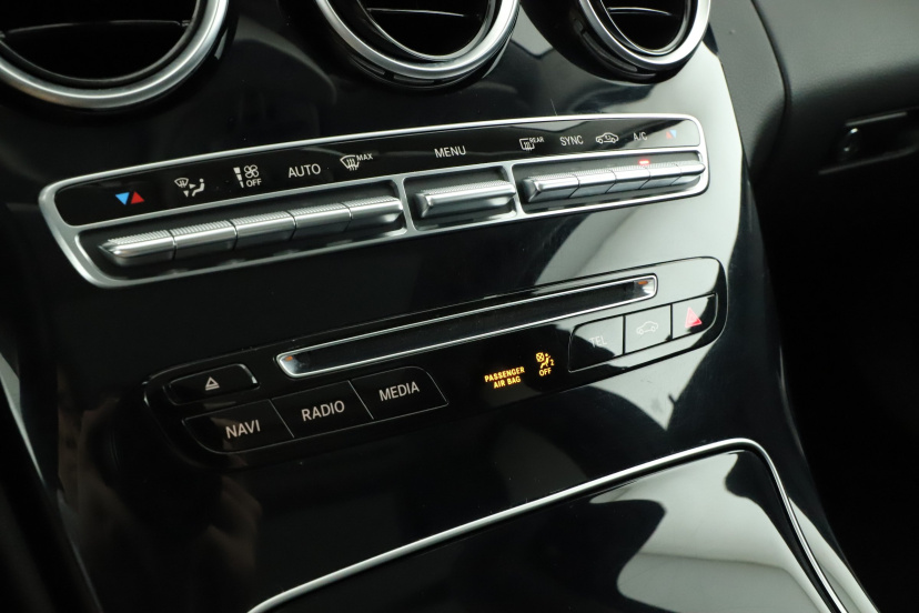 Mercedes-Benz C, 2015