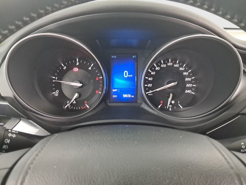 Toyota Avensis, 2016