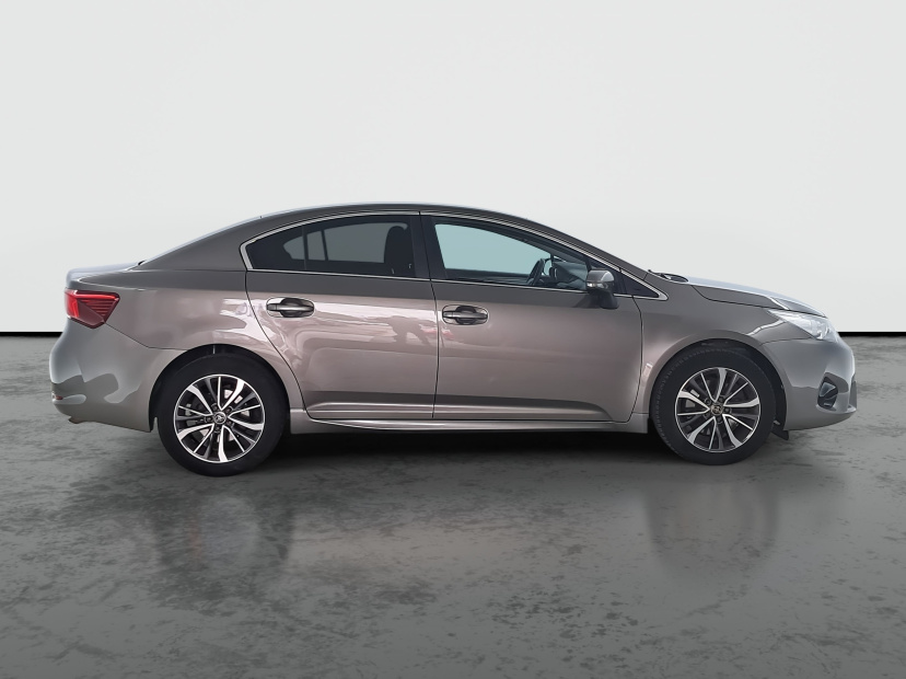 Toyota Avensis, 2016