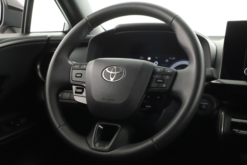 Toyota C-HR, 2025