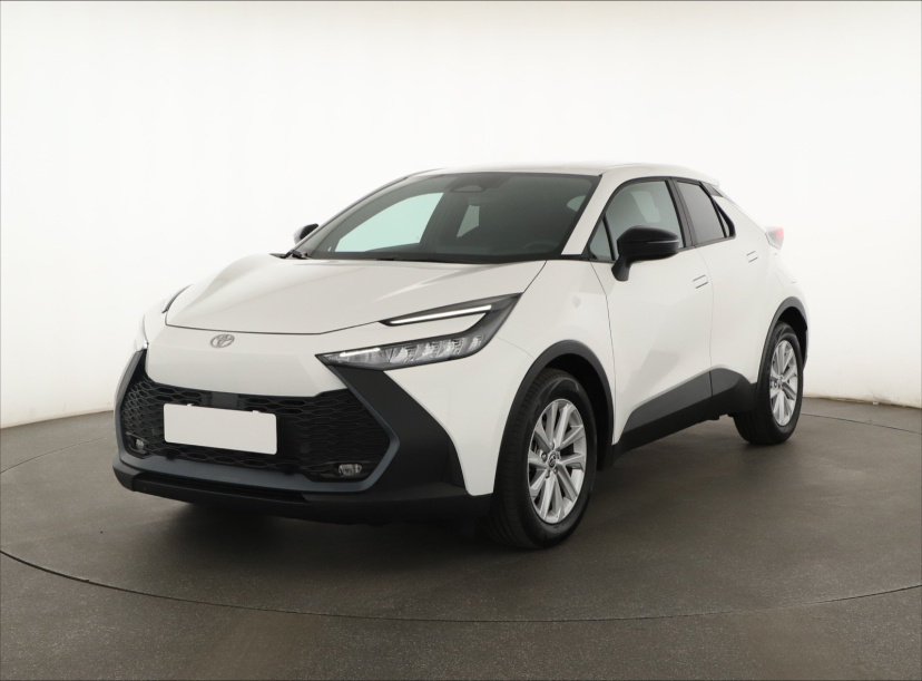 Toyota C-HR, 2025