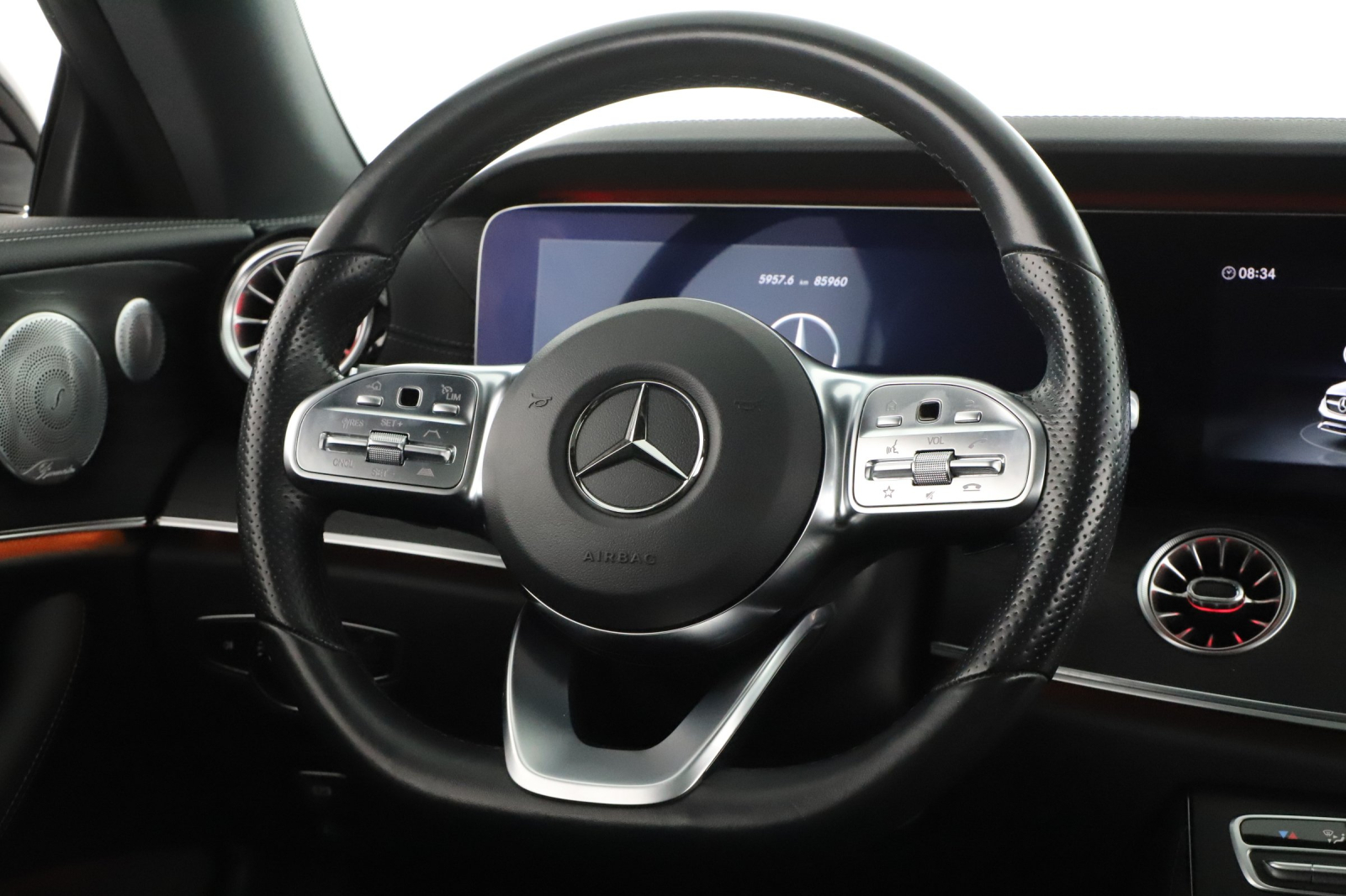 Mercedes-Benz E - 2019