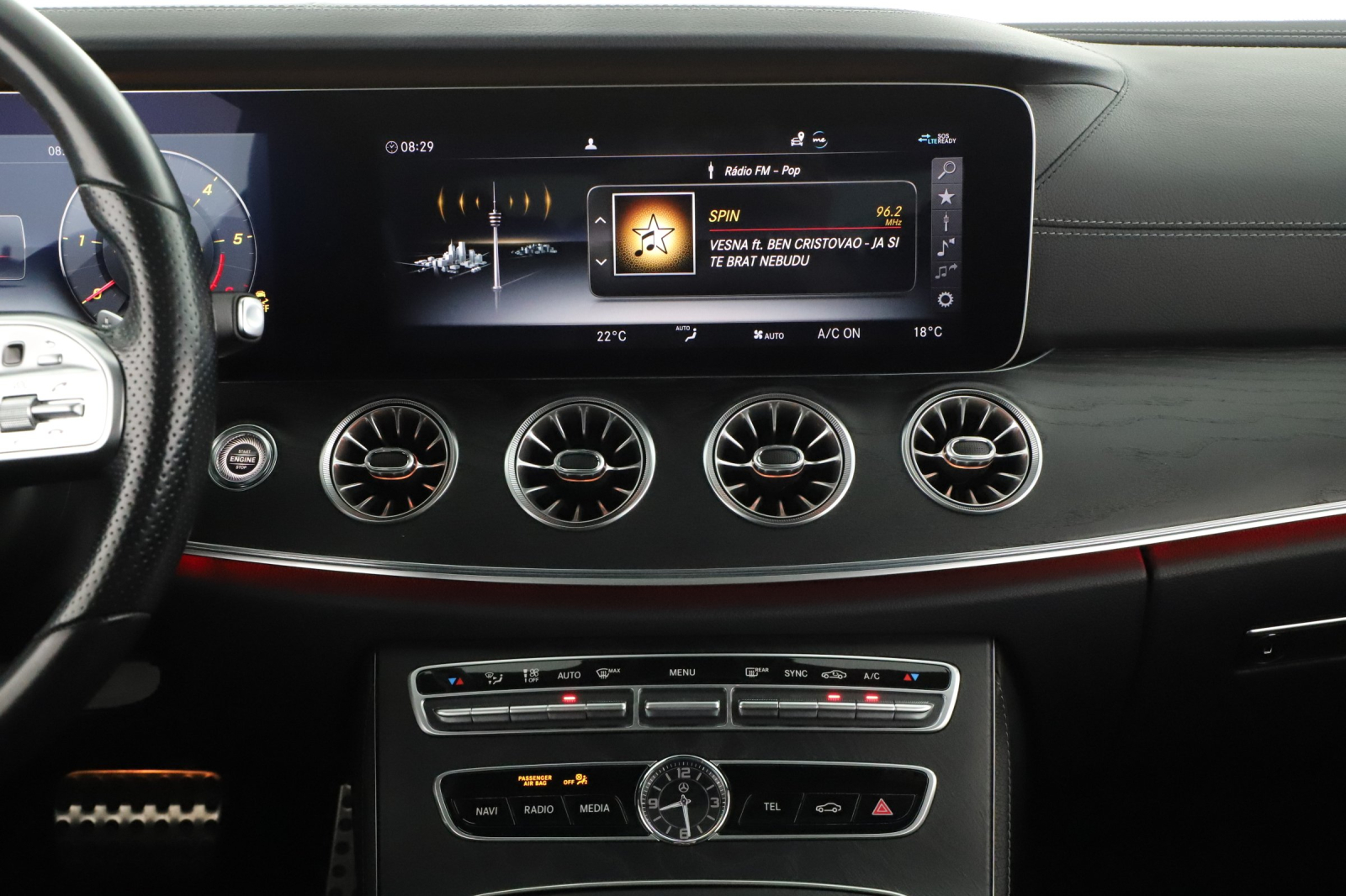 Mercedes-Benz E - 2019
