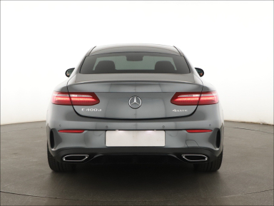 Mercedes-Benz E - 2019