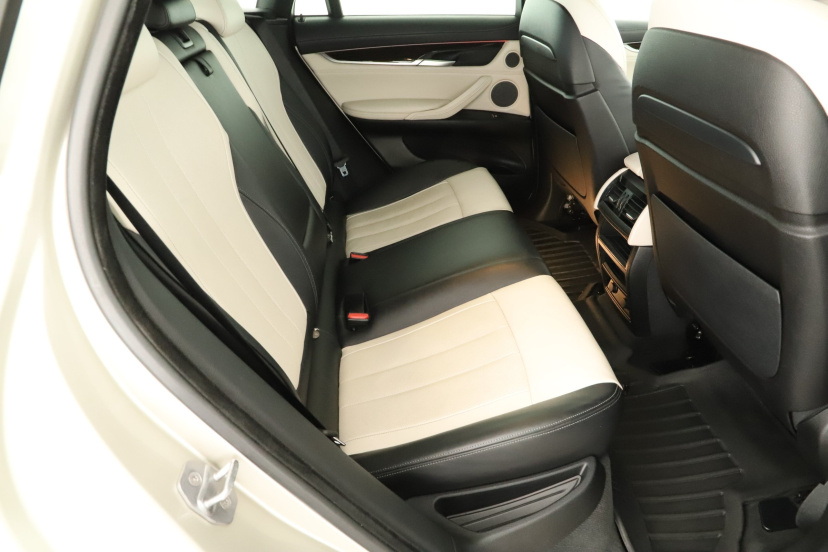BMW X6, 2016