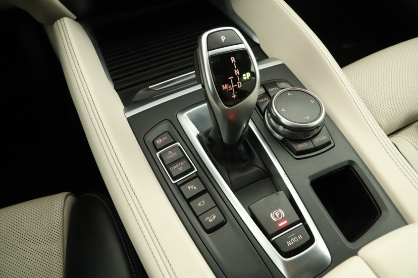 BMW X6, 2016