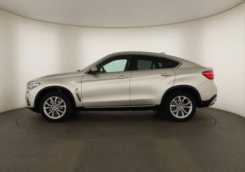 BMW X6, 2016
