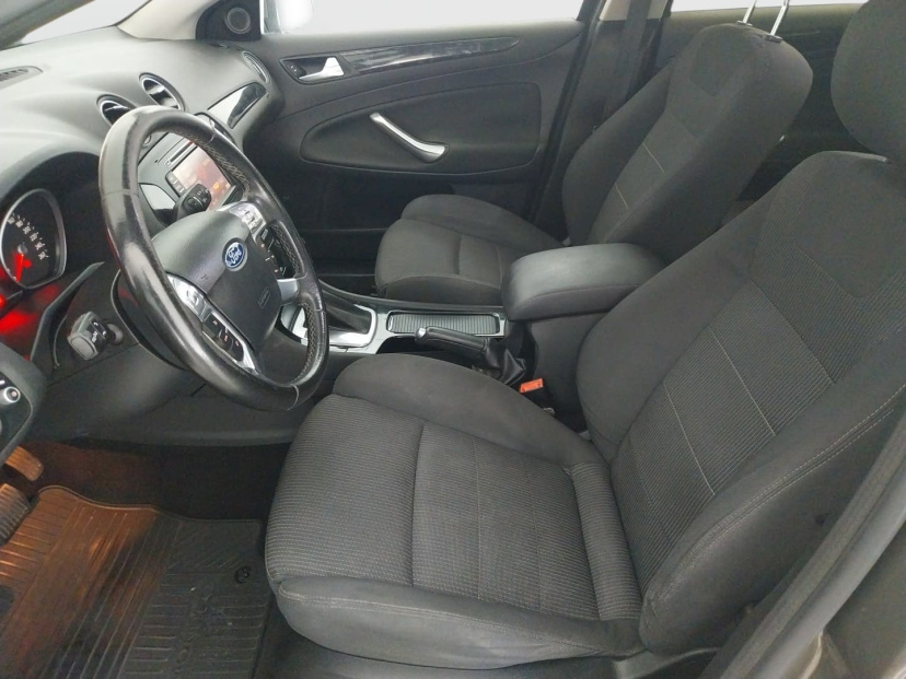 Ford Mondeo, 2010