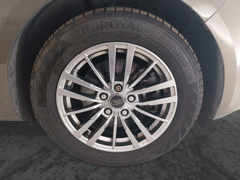 Ford Mondeo, 2010