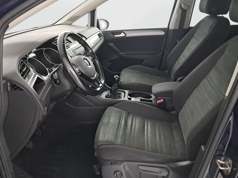 Volkswagen Touran, 2016