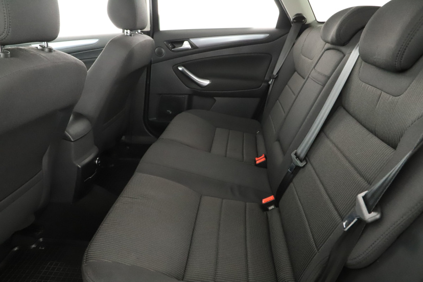 Ford Mondeo, 2014