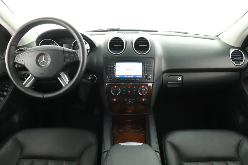 Mercedes-Benz ML, 2005