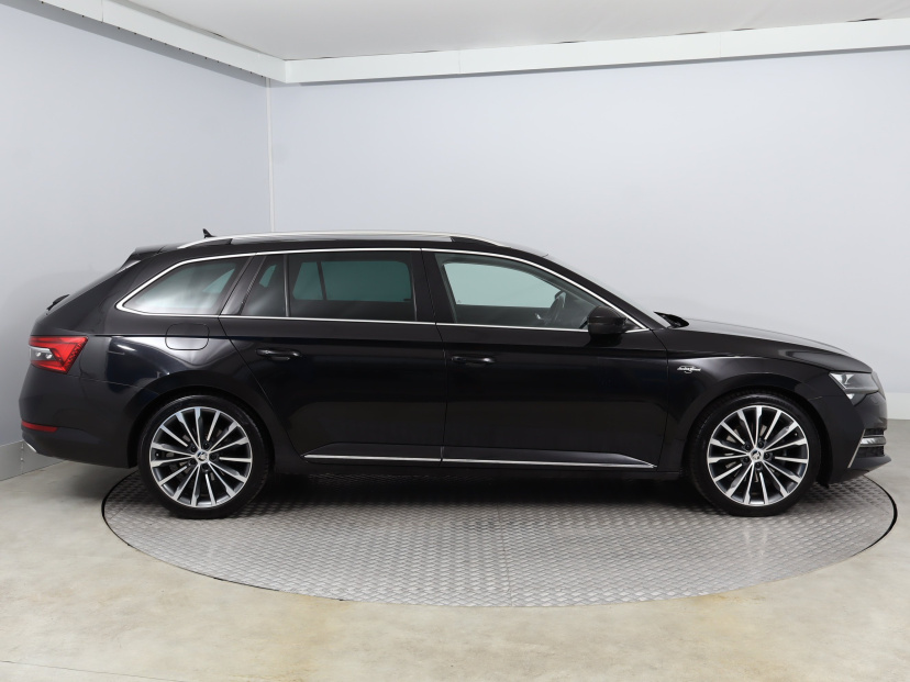 Škoda Superb, 2020