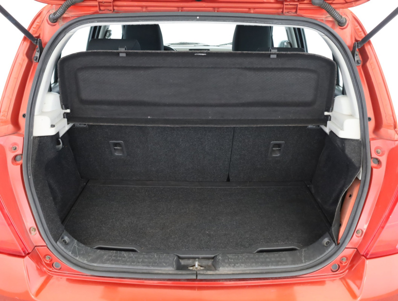 Suzuki Swift, 2010