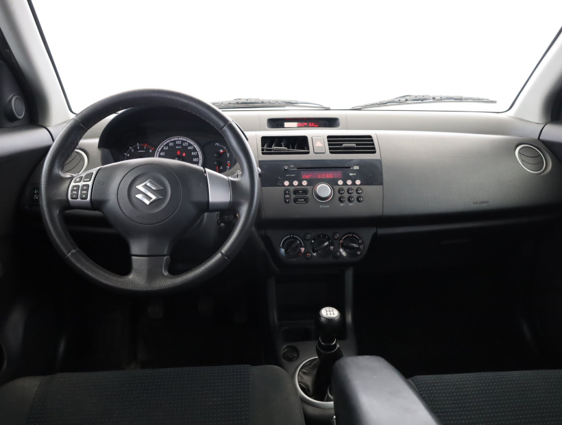 Suzuki Swift, 2010