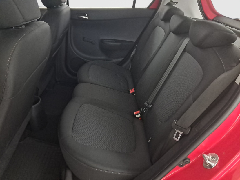 Hyundai i20, 2013