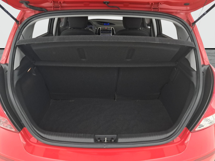 Hyundai i20, 2013